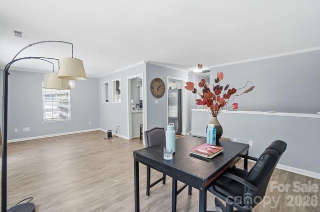 8529 Castle Pine Court, Charlotte, NC 28226