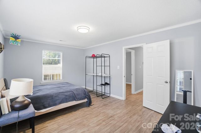 8529 Castle Pine Court, Charlotte, NC 28226