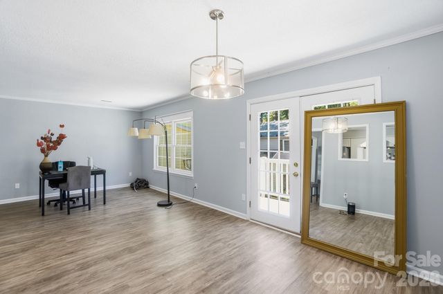 8529 Castle Pine Court, Charlotte, NC 28226