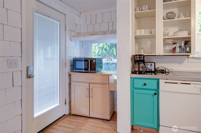212 Hayes Street, Hoquiam, WA 98550