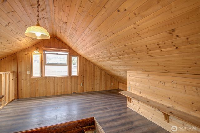212 Hayes Street, Hoquiam, WA 98550