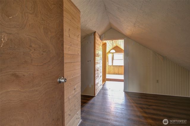 212 Hayes Street, Hoquiam, WA 98550