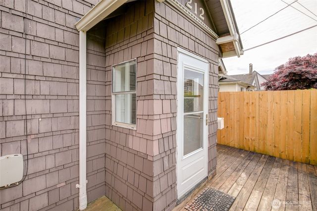 212 Hayes Street, Hoquiam, WA 98550