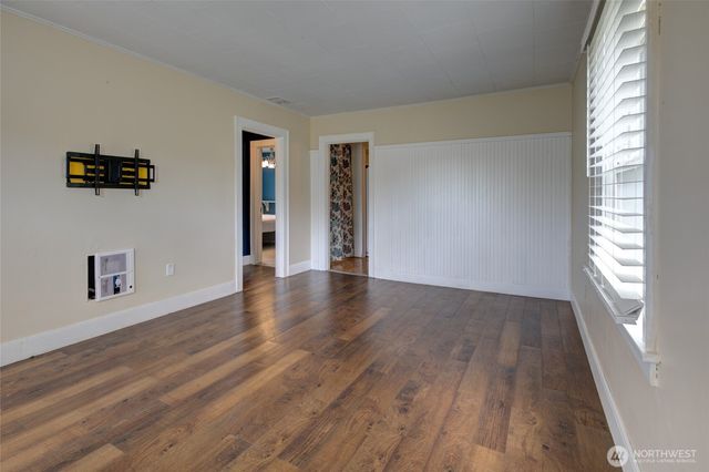 212 Hayes Street, Hoquiam, WA 98550