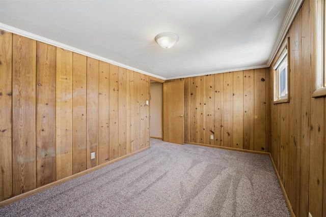 21 N BELL STREET, Fond Du Lac, WI 54935