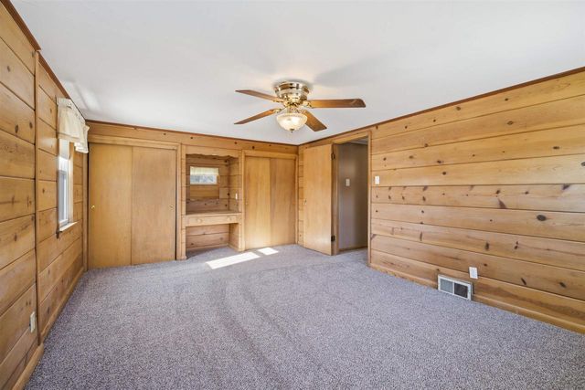 21 N BELL STREET, Fond Du Lac, WI 54935