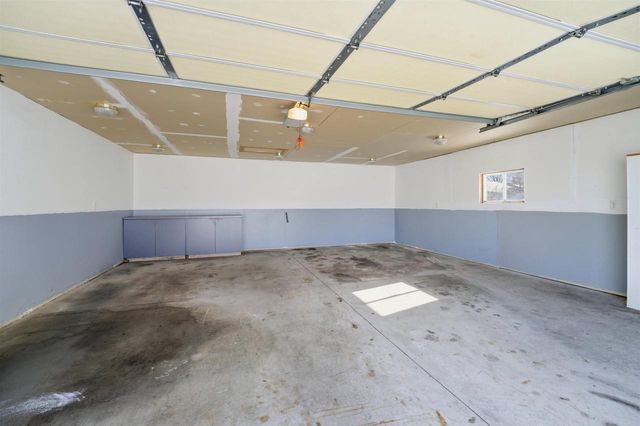 21 N BELL STREET, Fond Du Lac, WI 54935