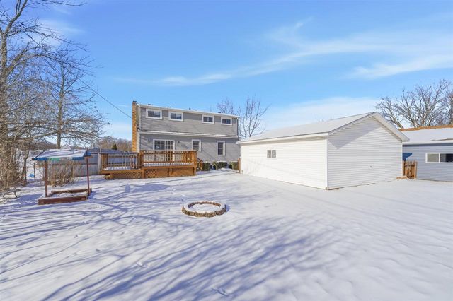 21 N BELL STREET, Fond Du Lac, WI 54935