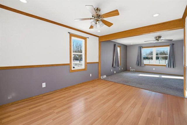 21 N BELL STREET, Fond Du Lac, WI 54935