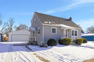 21 N BELL STREET, Fond Du Lac, WI 54935