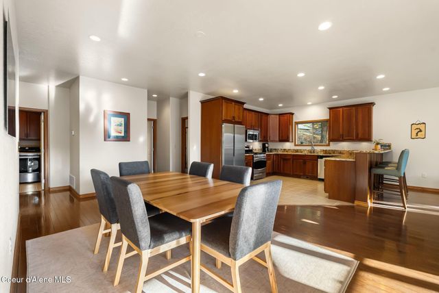 21 Midlake Drive, Sagle, ID 83860