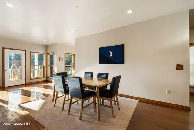 21 Midlake Drive, Sagle, ID 83860