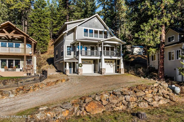 21 Midlake Drive, Sagle, ID 83860