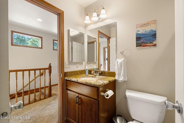 21 Midlake Drive, Sagle, ID 83860