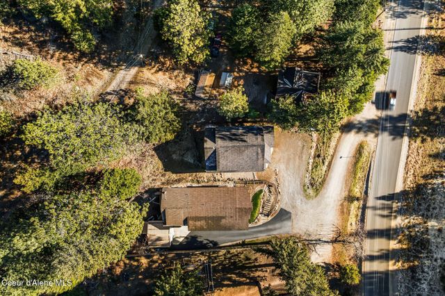 21 Midlake Drive, Sagle, ID 83860