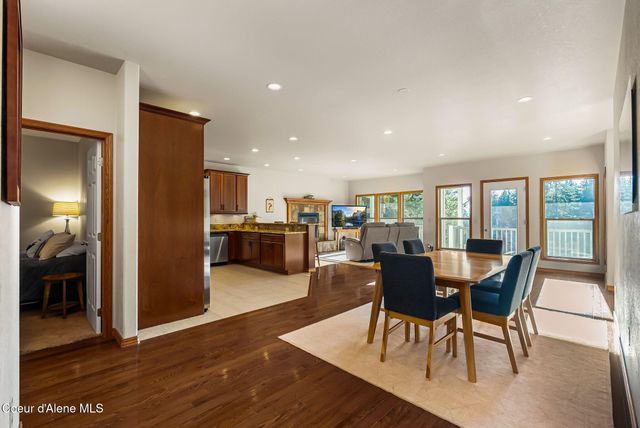 21 Midlake Drive, Sagle, ID 83860