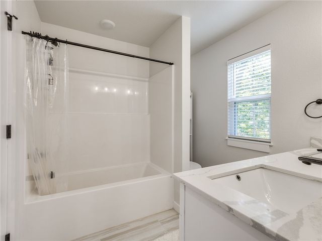 16 Lanark Circle, Bella Vista, AR 72715