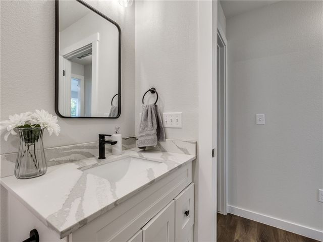 16 Lanark Circle, Bella Vista, AR 72715