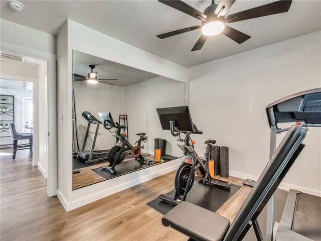 16 Lanark Circle, Bella Vista, AR 72715