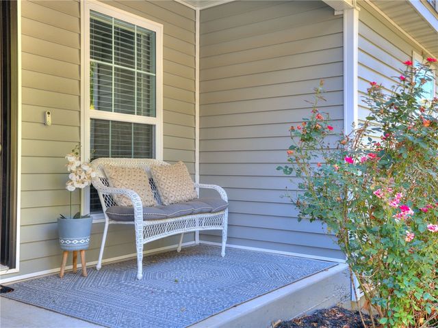 16 Lanark Circle, Bella Vista, AR 72715