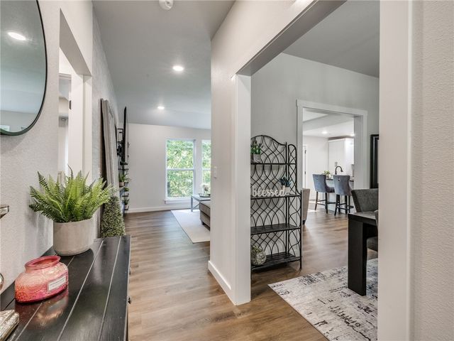 16 Lanark Circle, Bella Vista, AR 72715