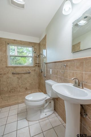 2922 Meadowlark, Tyler, TX 75701