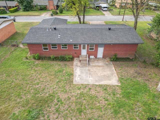 2922 Meadowlark, Tyler, TX 75701