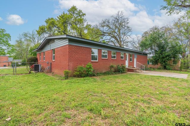 2922 Meadowlark, Tyler, TX 75701