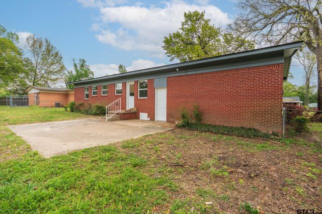 2922 Meadowlark, Tyler, TX 75701