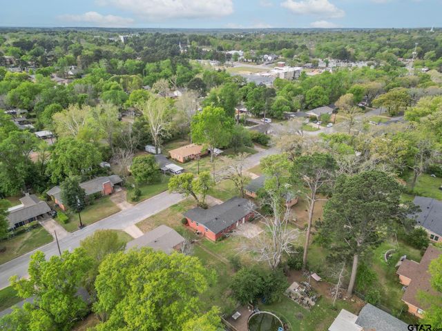 2922 Meadowlark, Tyler, TX 75701