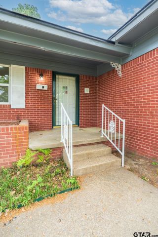 2922 Meadowlark, Tyler, TX 75701