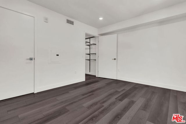 3667 Mentone Avenue 2, Los Angeles, CA 90034