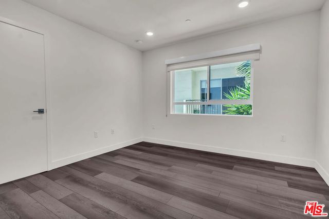 3667 Mentone Avenue 2, Los Angeles, CA 90034