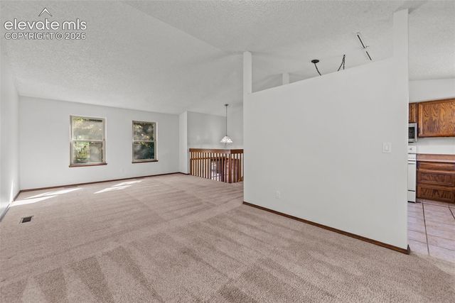 4865 W Old Farm Circle, Colorado Springs, CO 80917
