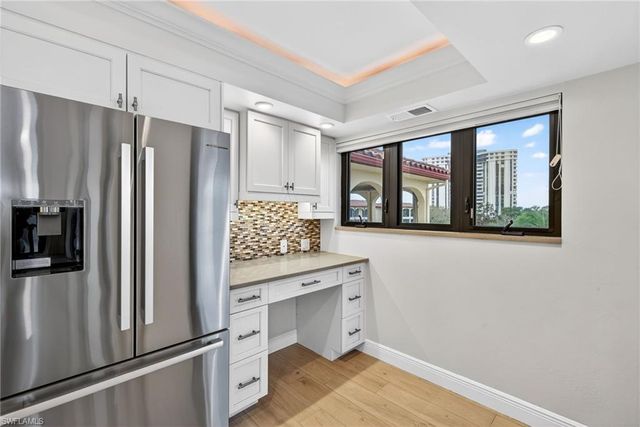 6020 PELICAN BAY BLVD # E402, Naples, FL 34108