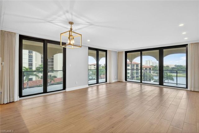 6020 PELICAN BAY BLVD # E402, Naples, FL 34108