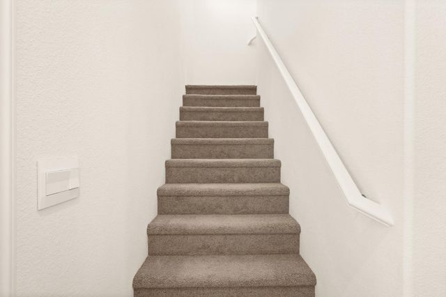 313 Sullivan Dr, Merced, CA 95348
