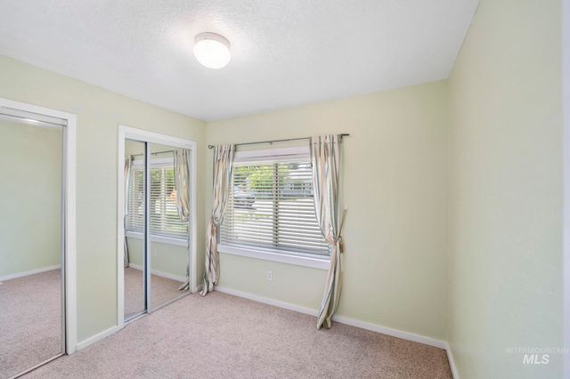 220 W Washington St, Meridian, ID 83642