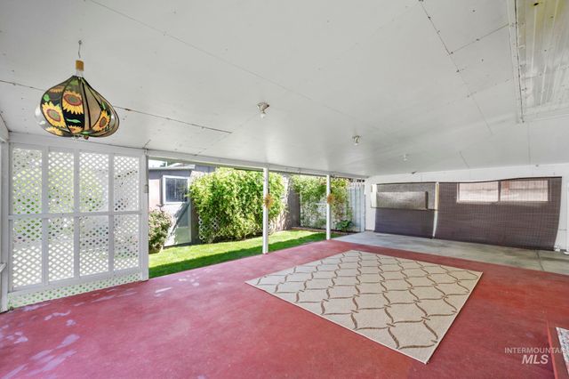 220 W Washington St, Meridian, ID 83642