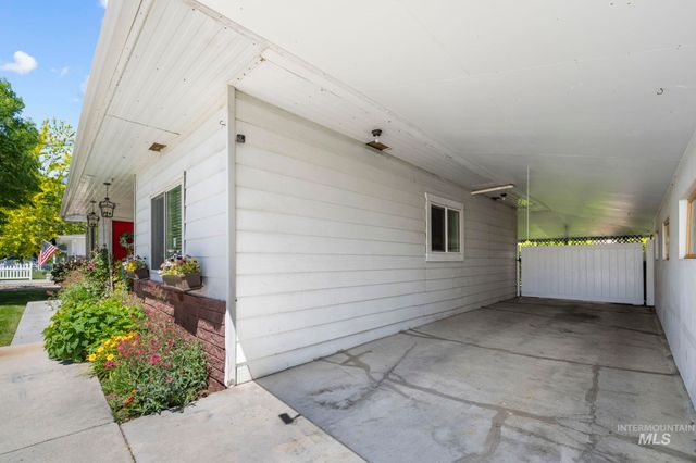 220 W Washington St, Meridian, ID 83642