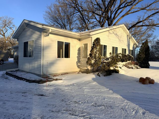 17024 County Road 5, Hoffman, MN 56339