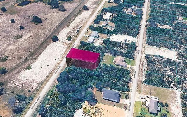 102 Highlands Lake DR, Lake Placid, FL 33852