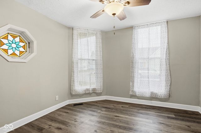 1325 S K Street, Elwood, IN 46036