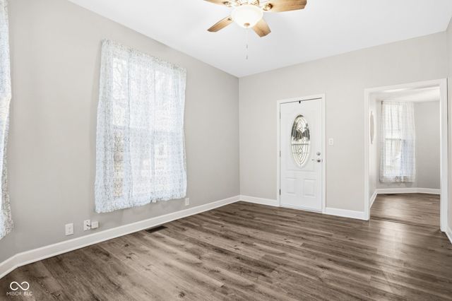 1325 S K Street, Elwood, IN 46036