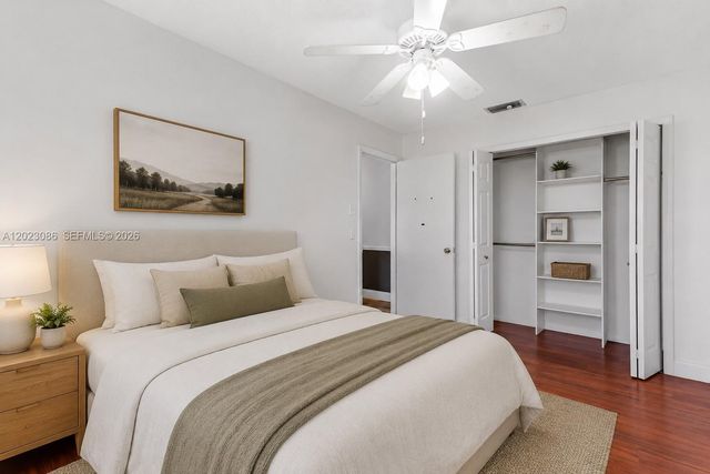 11641 NW 42nd St, Sunrise, FL 33323