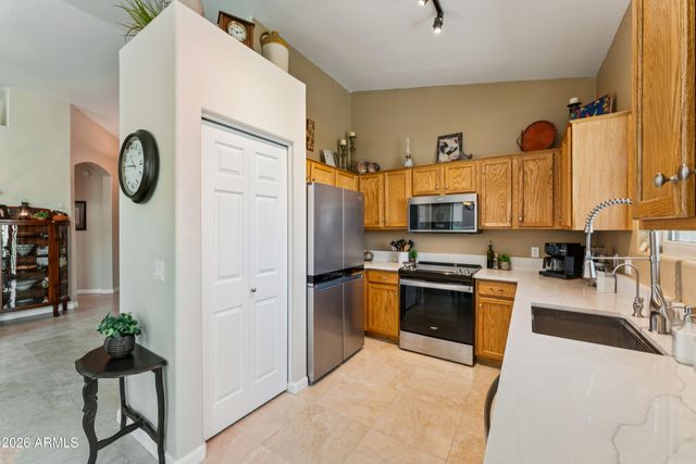 9526 E OBSIDIAN Court, Gold Canyon, AZ 85118
