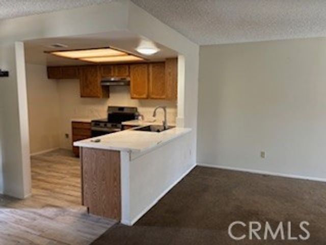 11689 Ash, Apple Valley, CA 92308