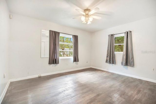 525 S DEXTER AVENUE, Deland, FL 32720