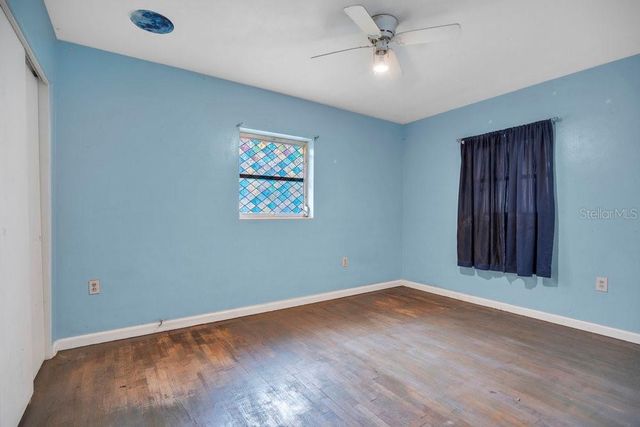 525 S DEXTER AVENUE, Deland, FL 32720