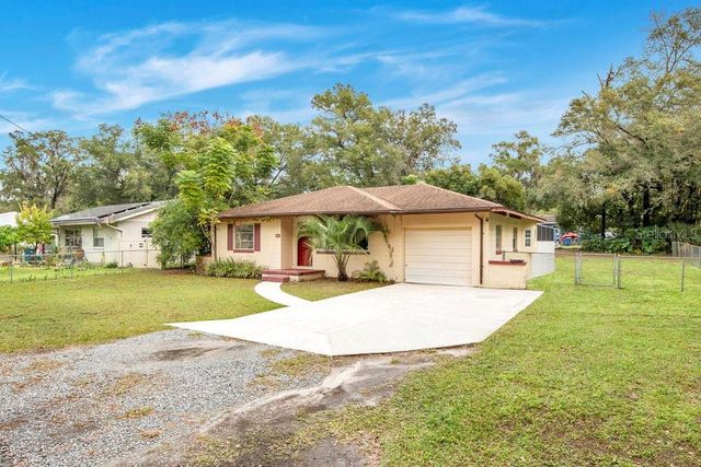 525 S DEXTER AVENUE, Deland, FL 32720
